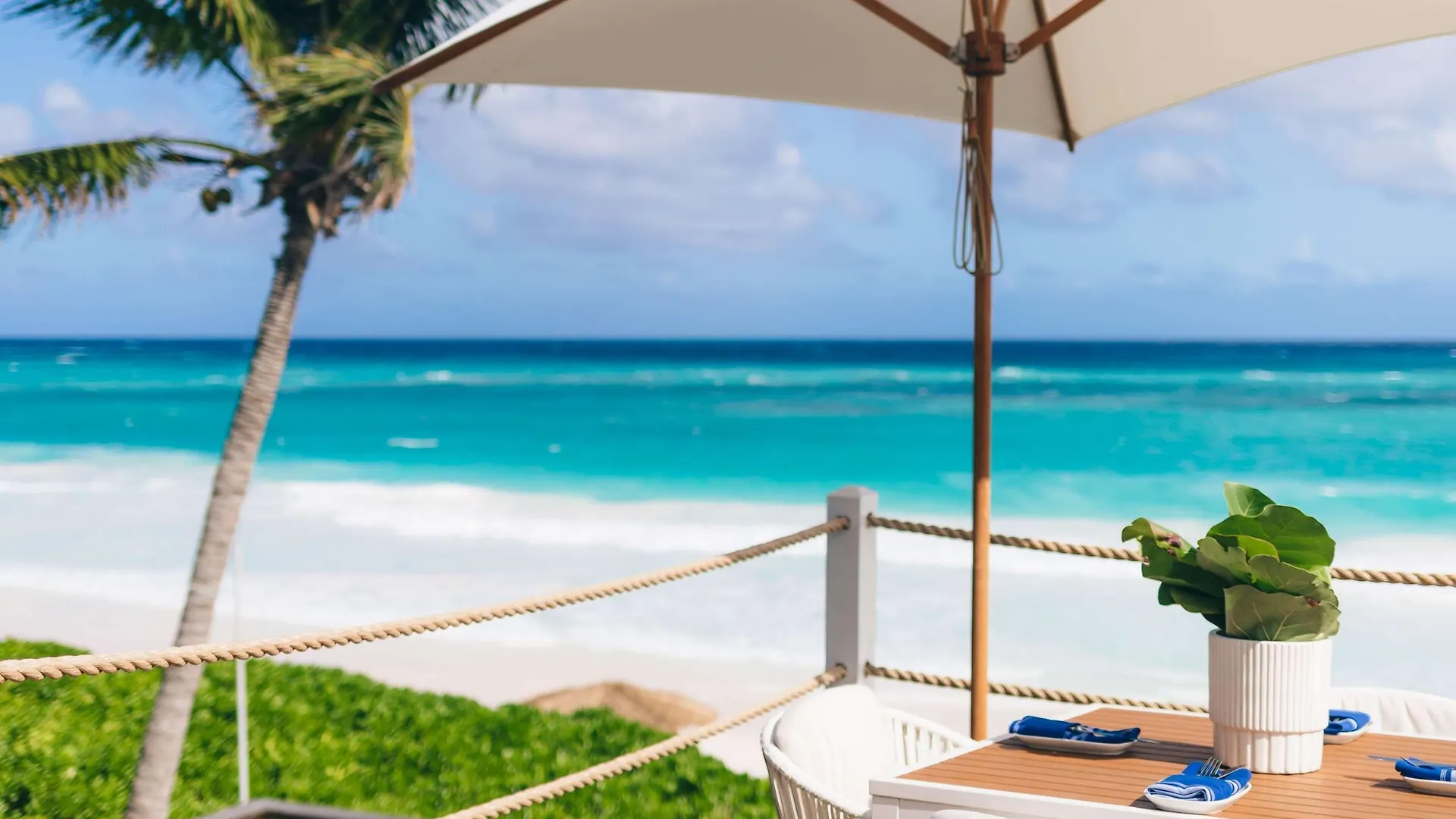 ****  Pink Sands Resort Dunmore Town Bahamas