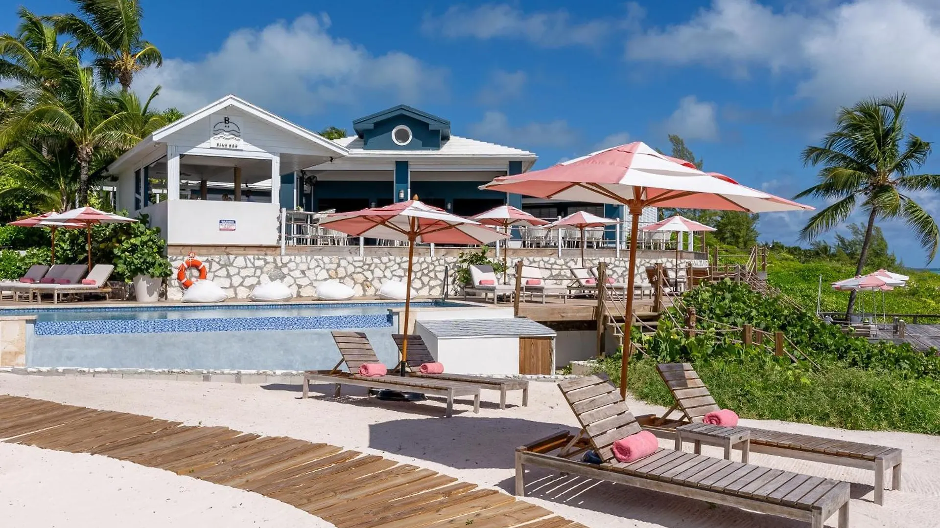 Pink Sands Resort Dunmore Town 4*,  Bahamas